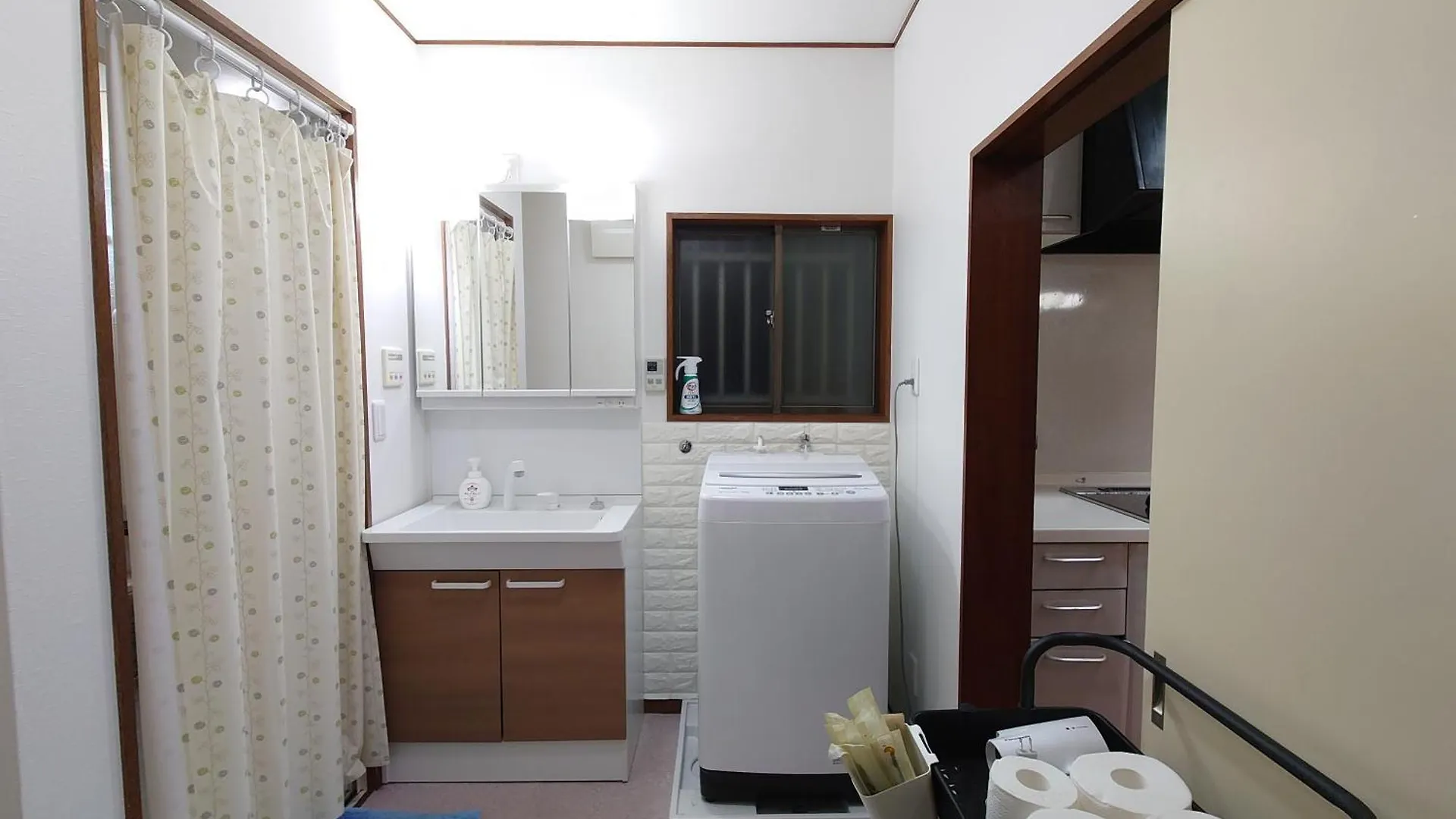 Season Guest House Токио